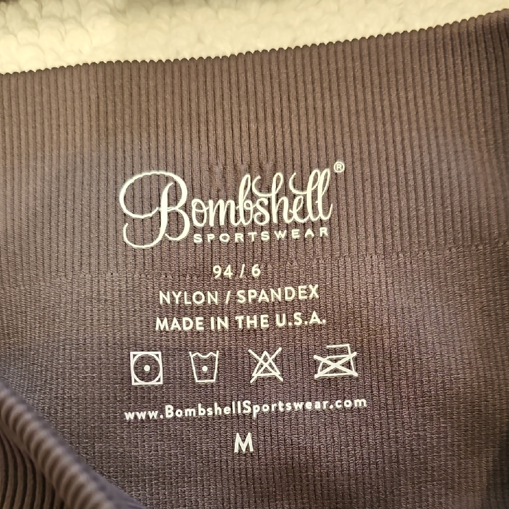 Bombshell RibbedSports Bra and Leggings Set NWOT - Picture 3 of 8